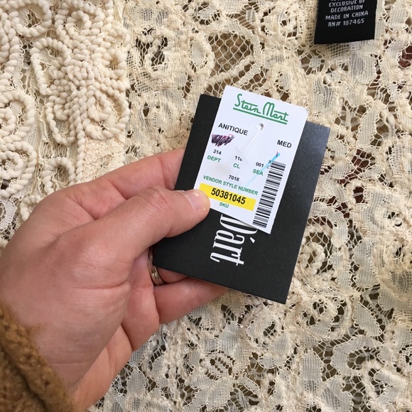 NWT Cream lace open floral cardigan blazer - Picture 4 of 4